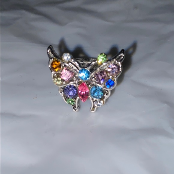 Ring - Picture 2 of 3